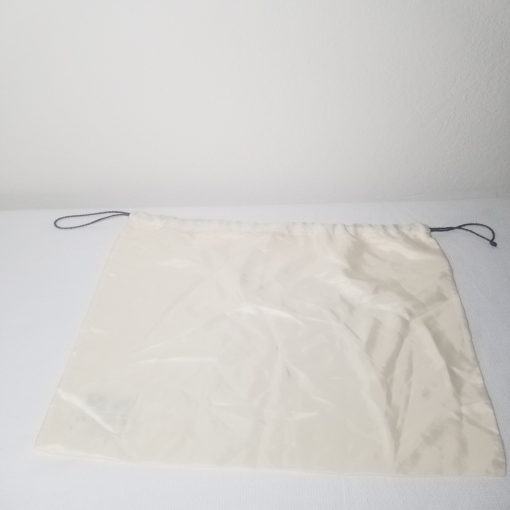 2 Coach Duster Bags - Picture 5 of 16